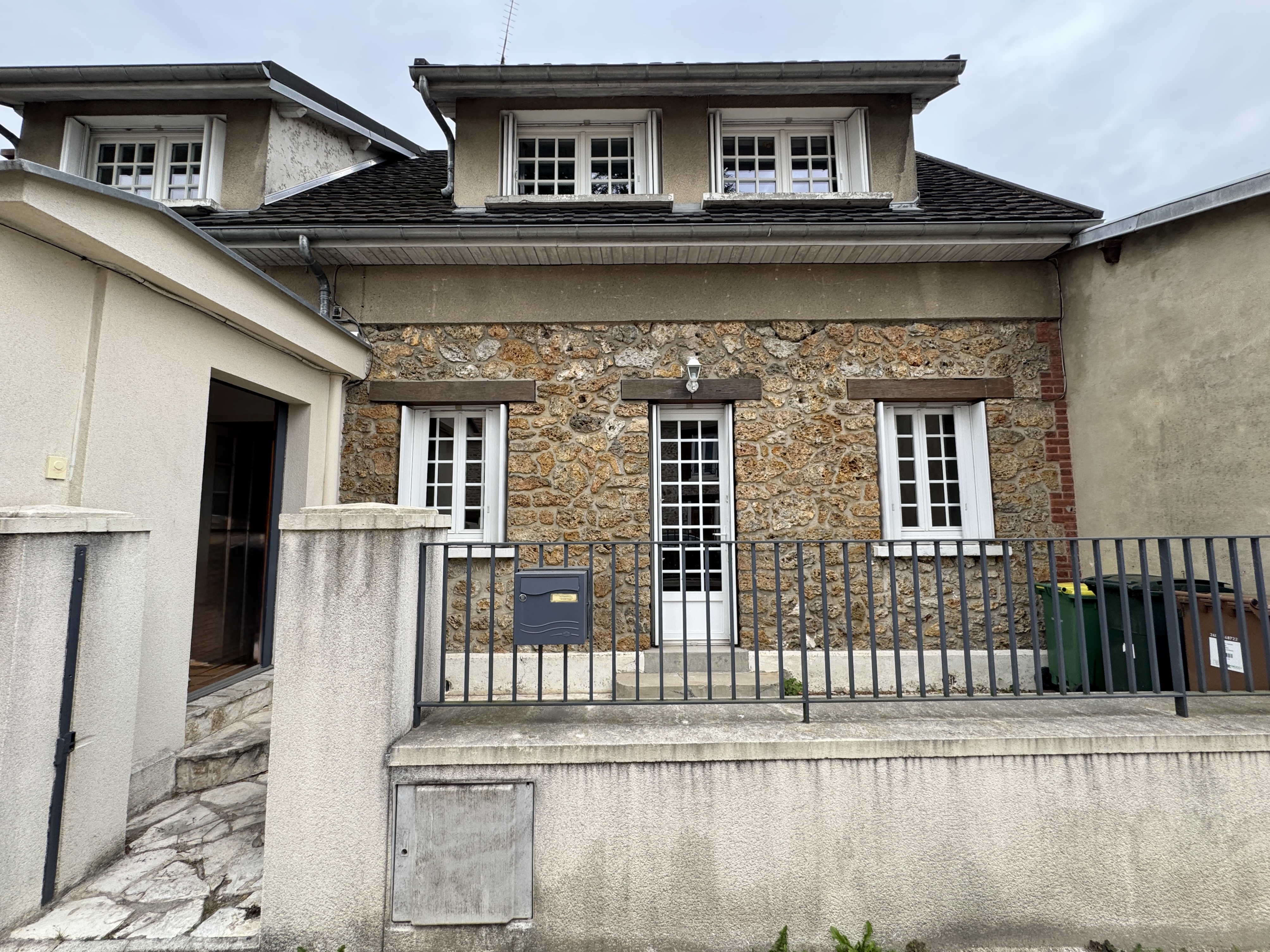 Maison ancienne à louer